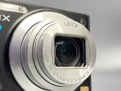 Panasonic Lumix DMC-ZX1