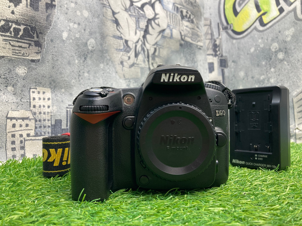 Nikon D90 21.500 кадров