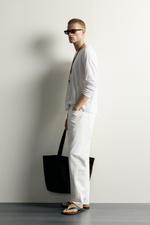 ФУТБОЛКА RELAXED FIT С ДЛИННЫМИ РУКАВАМИ — ZARA · 0722/355