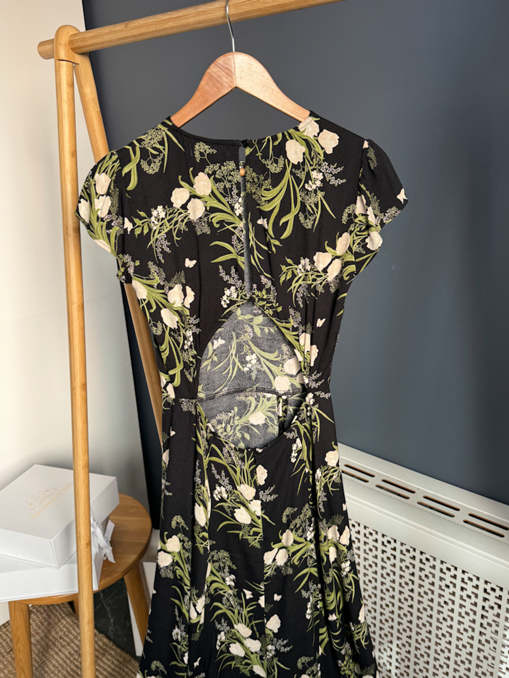 Платье Reformation, S