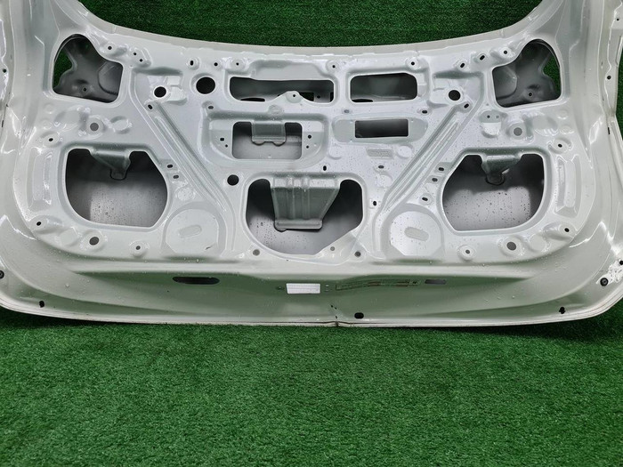 Крышка багажника Toyota RAV 4 ca40 (2015-2019)