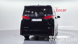 Toyota Alphard 2.5 HEV Executive AWD — 2025
