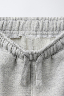 ZARA ОДНОТОННЫЕ БРЮКИ-БАНАНЫ, СЕРЫЙ