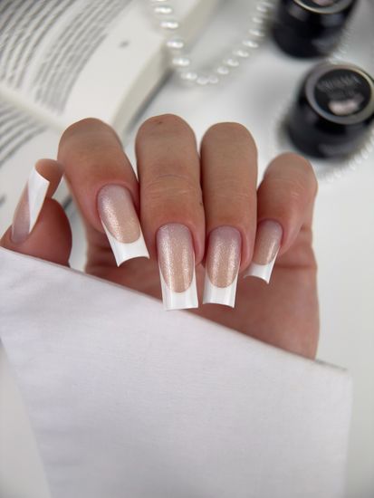 Жидкий бескислотный гель Enigmanic SMART gel 07 30 мл.