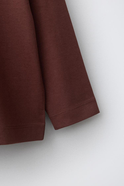 ZARA ЛОНГСЛИВ С ВЫШИВКОЙ «ЖИВОТНЫЕ», ТЕМНО-ГРАНАТОВЫЙ