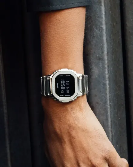 Наручные часы Casio G-Shock GM-5600YM-8ER