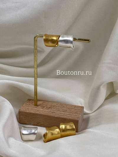 Серьги каффы серебристые с мятым эффектом