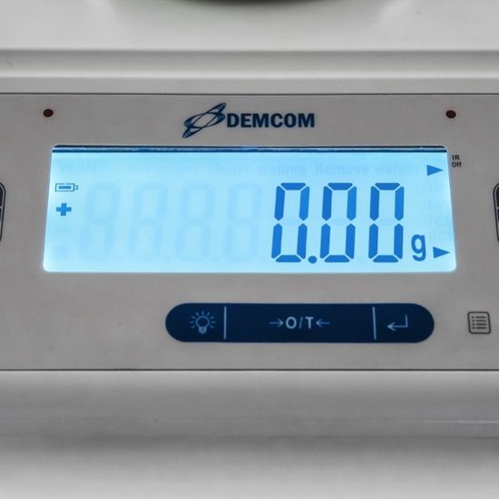 Лабораторные весы DEMCOM DL-63 с гирей