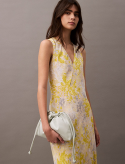 Сумка Calvin Klein Drawstring Crossbody Bag Sky Gray