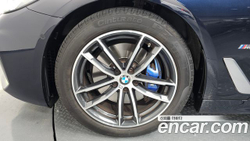 BMW 5-Series 520i M Sport — 2021
