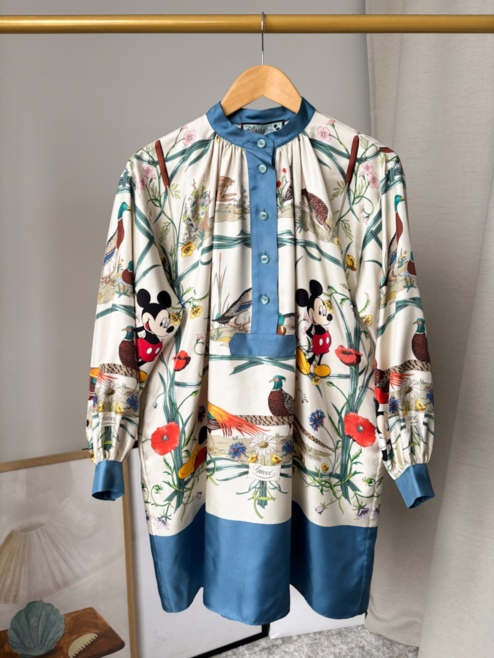 Новое шелковое платье Gucci, S-M