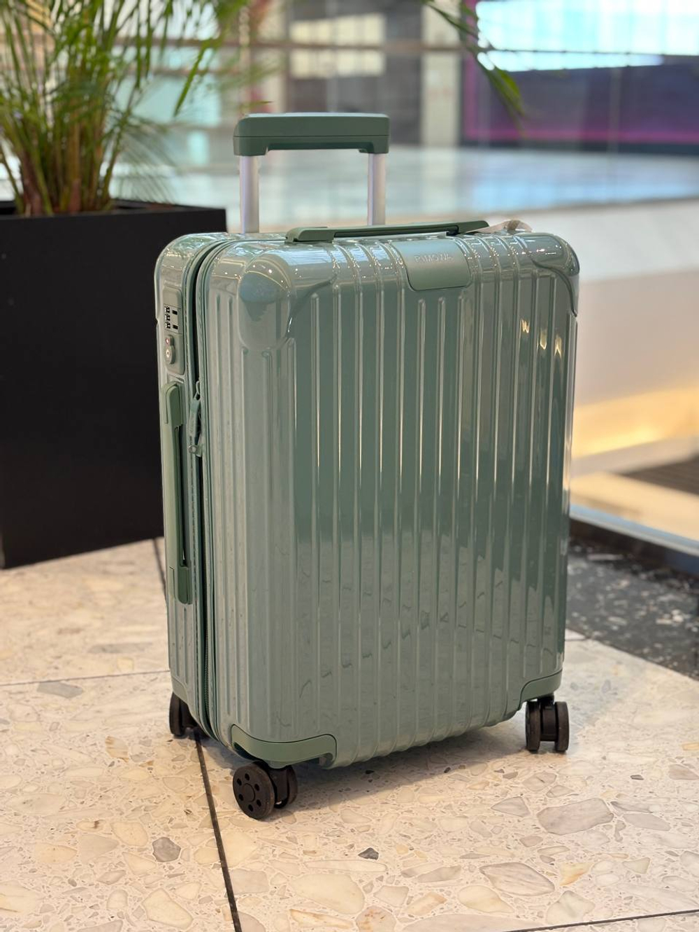 Чемодан Rimowa