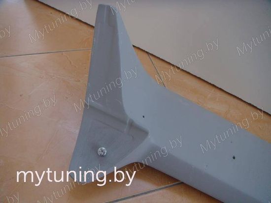 Спойлер без стопа для Toyota Land Cruiser 120