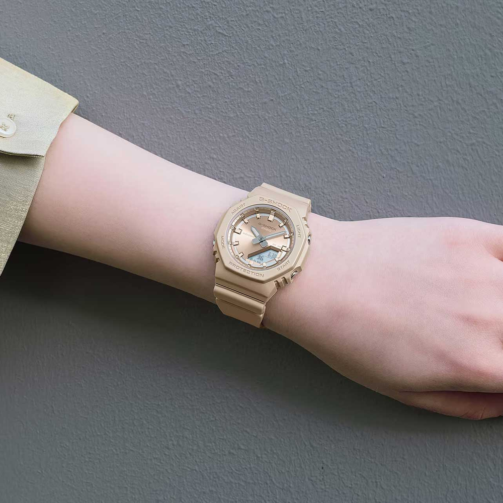 Часы Casio GMA-P2100ST-9A