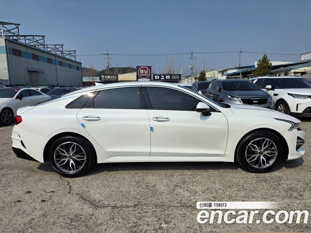 KIA K5 2.0 — 2023