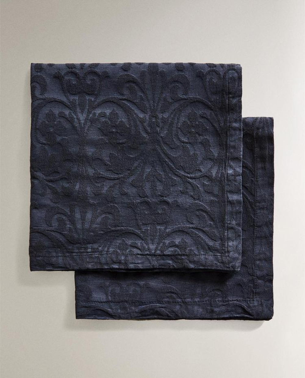 ZARA HOME ЖАККАРДОВЫЕ САЛФЕТКИ С ЦВЕТОЧНЫМ УЗОРОМ (НАБОР ИЗ 2 ШТ.), СИНИЙ