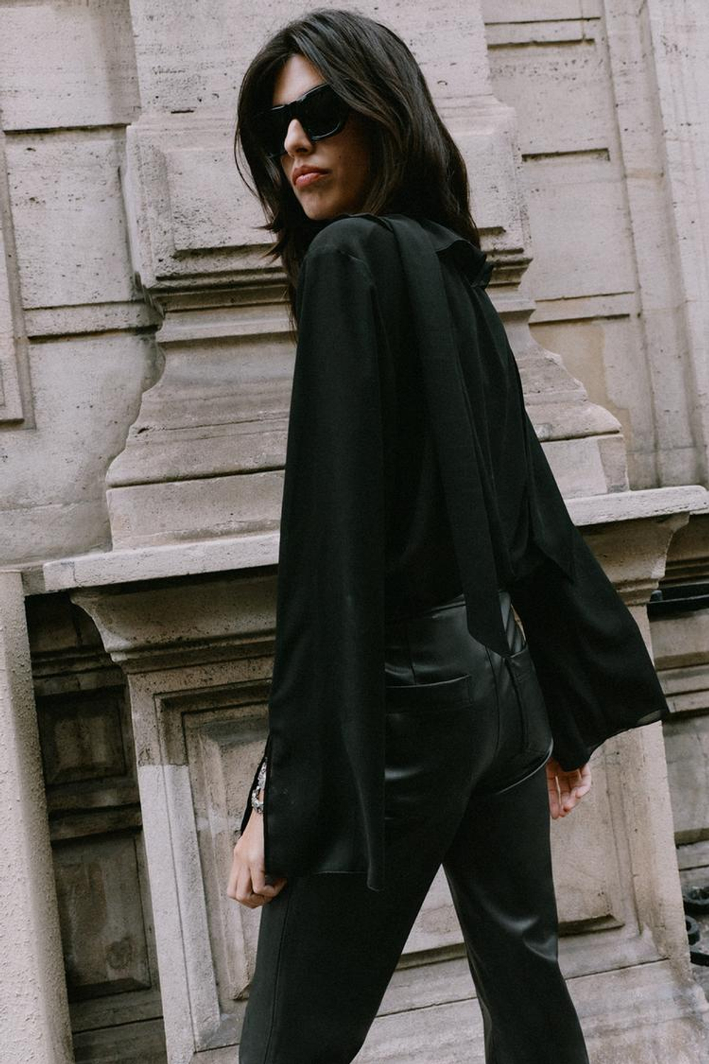 ZARA БЛУЗА С БАНТОМ И ВОЛАНОМ, ЧЕРНЫЙ