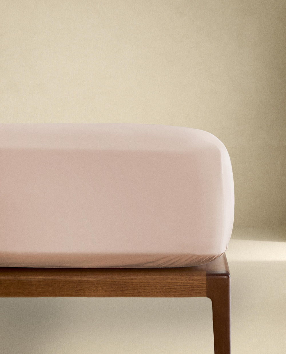 Простыня на резинке перкаль Zara Home