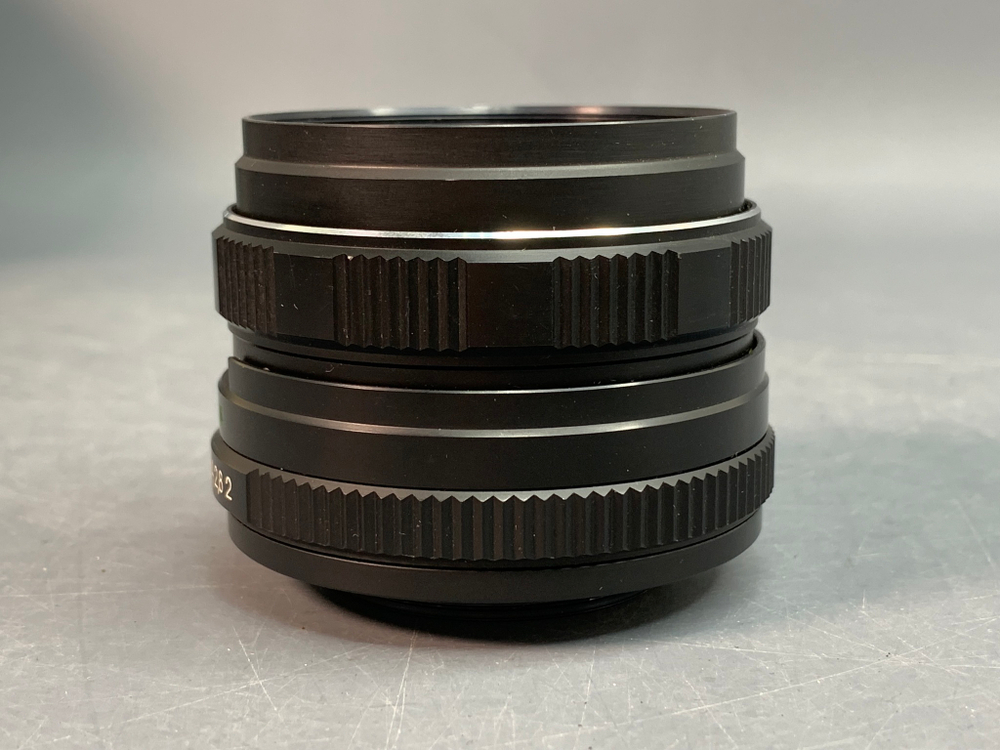 MC Helios-44M-5