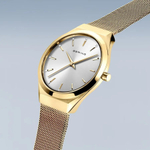 Женские наручные часы Bering  18729-330