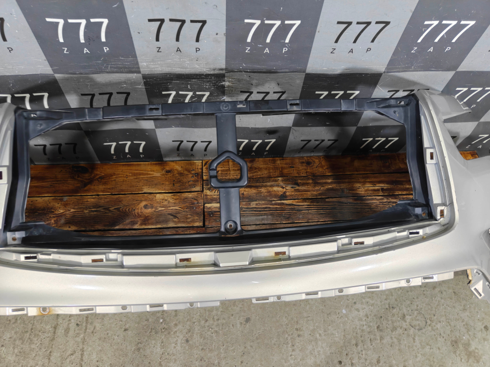 Бампер передний Infiniti QX80 1 (Z62) 17-24 Б/У Оригинал 620226GW1H