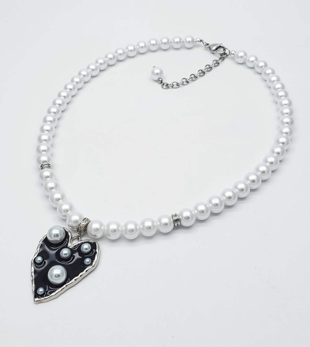 91001086 Колье SELENA PEARLS