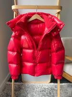 Пуховая куртка Moncler, 140
