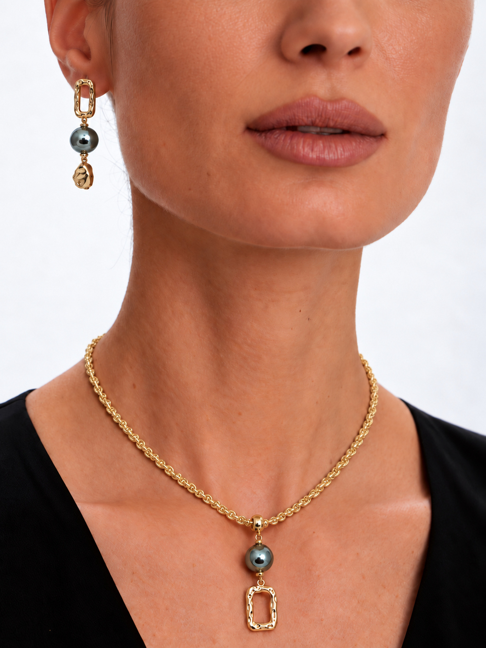 91003190 Колье Selena Pearls