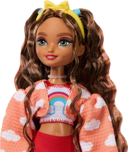 Кукла Barbie Dream Besties Тереза на роликах