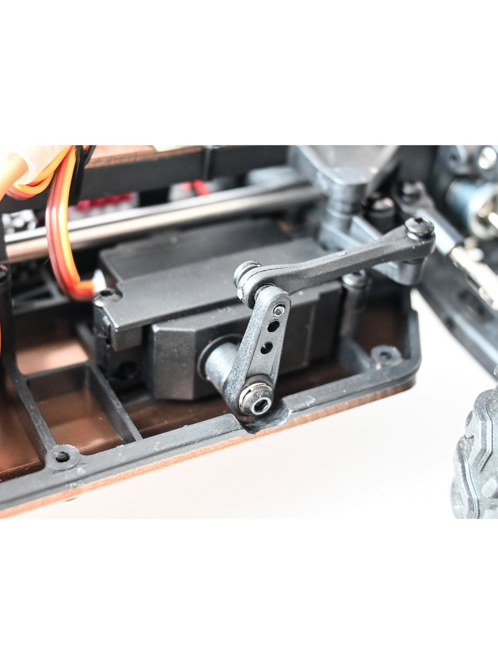 Радиоуправляемый монстр Remo Hobby (зеленый) 4WD 2.4G 1/14 RTR