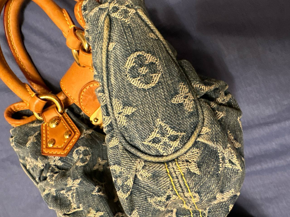 Сумка Louis Vuitton Pleaty