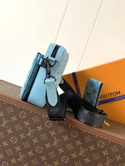 Сумка через плечо/мессенджер Louis Vuitton Trio