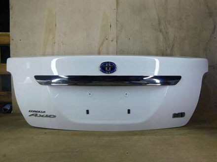 крышка багажника Toyota Corolla Axio ZRE162 2015 белый 040