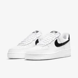 Кроссовки женские NIKE WMNS AIR FORCE 1 07
