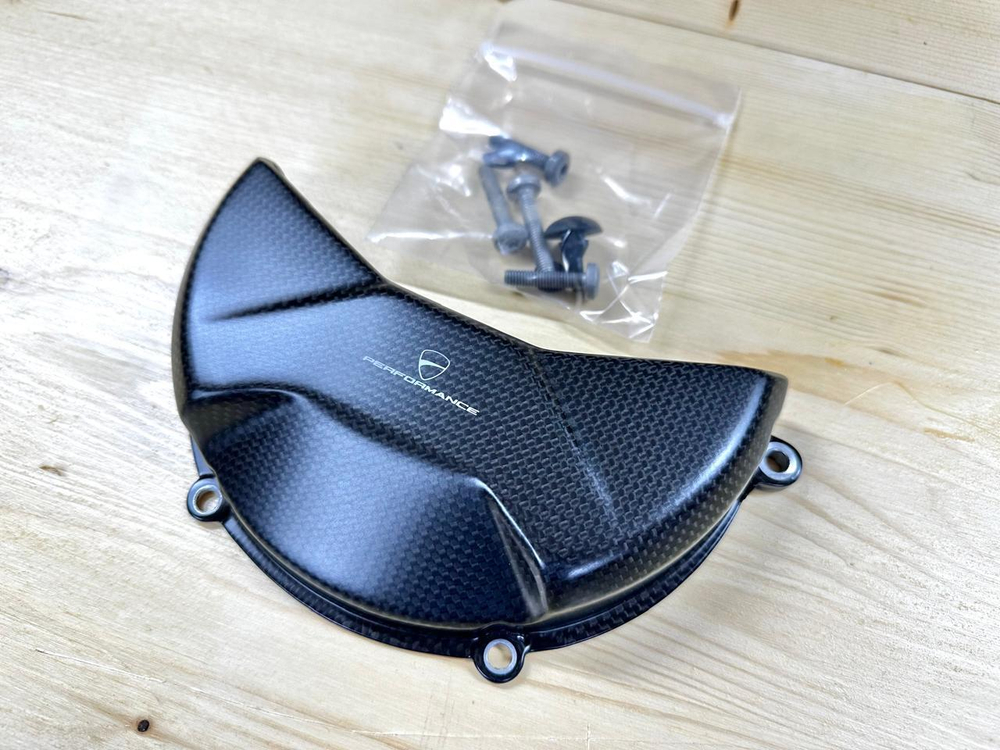 Ducati Performance Карбоновая крышка сцепления 96981071B