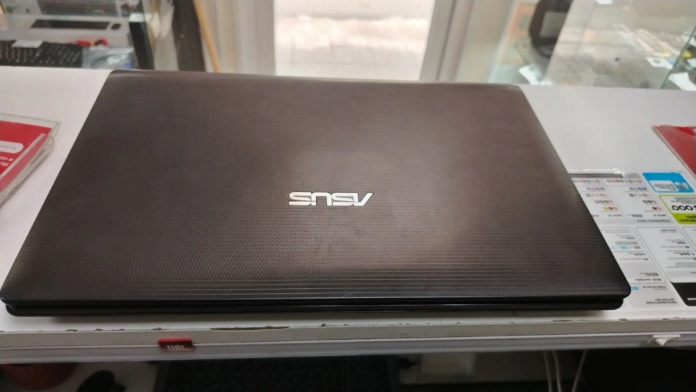 Ноутбук ASUS X53U
