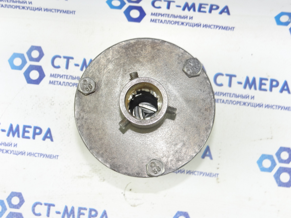 Патрон токарный трехкулачковый 100мм. (7100-0002) с переходным фланцем