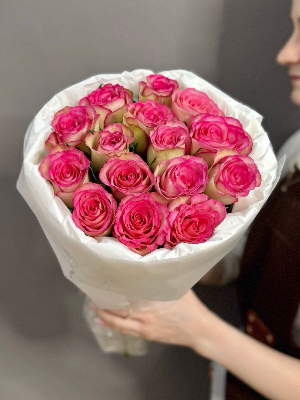 Букет из 15 розовых роз (Кения 40 см)