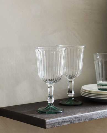 ZARA HOME БОКАЛ ДЛЯ ВИНА С РЕЛЬЕФНЫМ ДИЗАЙНОМ