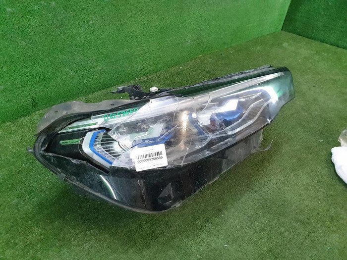 Фара правая BMW X7 G07 (2019-2022) Laser Light