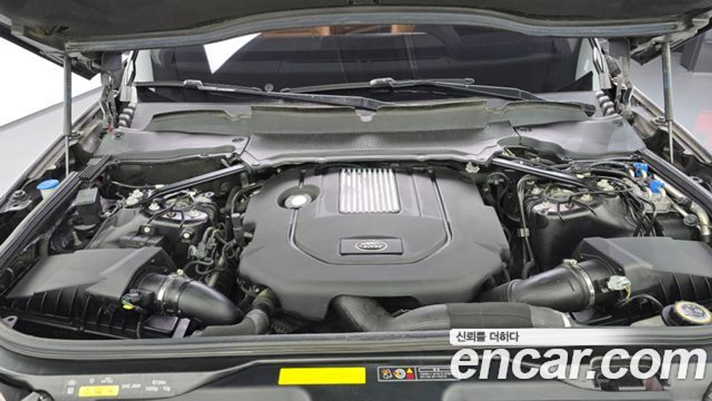 Land Rover Discovery 3.0 SD6 HSE Luxury — 2020