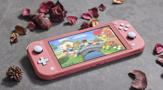 Игровая приставка Nintendo Switch Lite коралловый