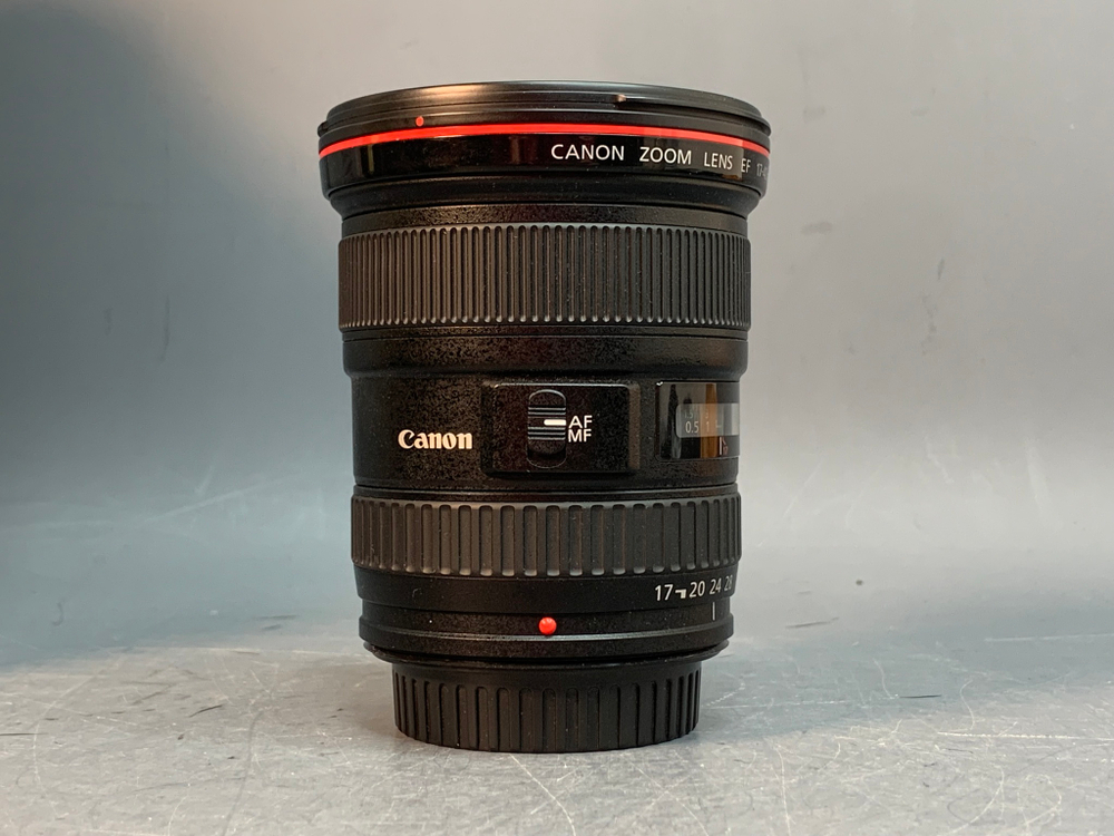 Canon EF 17-40mm f/4L USM