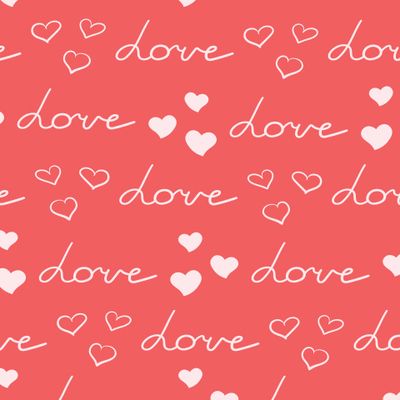 Узор с текстом Love и сердечками на красном фоне