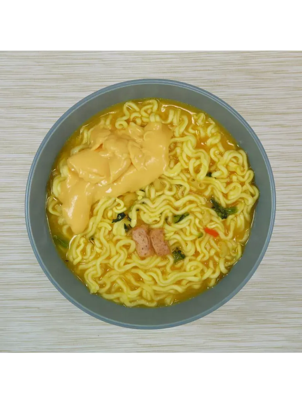 Лапша со вкусом сыра Real Cheese Ramen 135 г * 3 шт