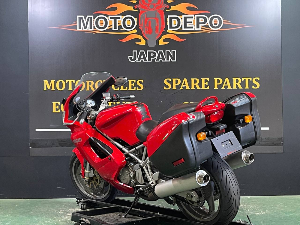 Ducati ST3 2005