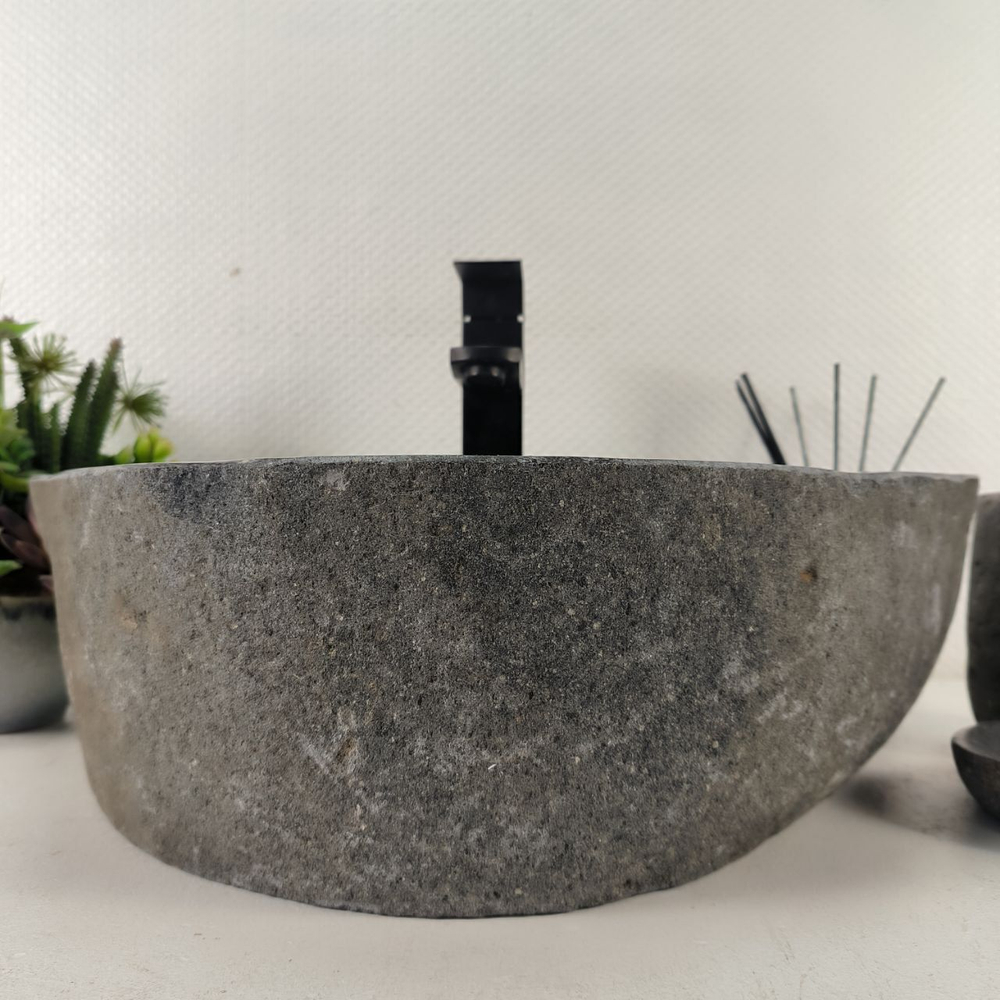 Раковина из речного камня RS-65119 51x35x15 0862