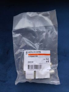 2 Коротких разъема 29235 Merlin Gerin Schneider Electric, задние присоединение, для NS100/250
