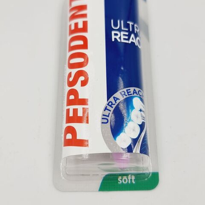 Зубная щетка Pepsodent Ultra Reach Soft (розовая) 1 шт (из Финляндии)