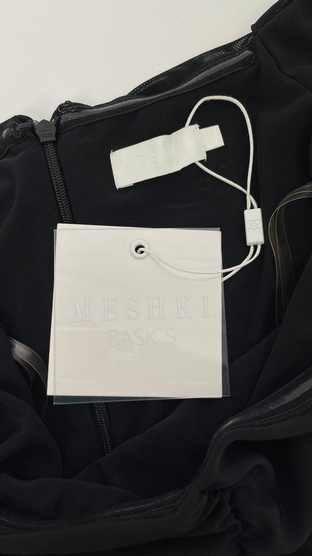 Платье MESHKI Basics